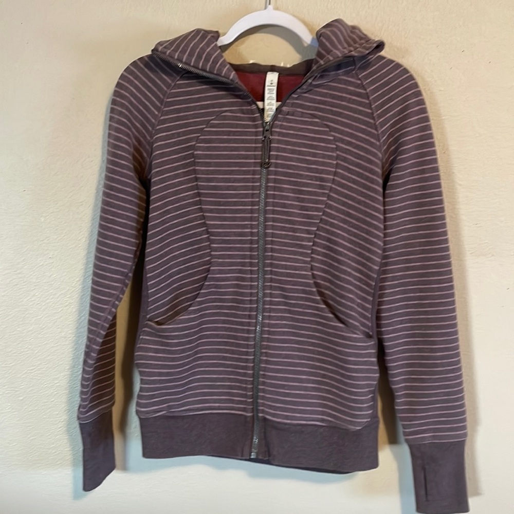 Lululemon Scuba jacket Size 6